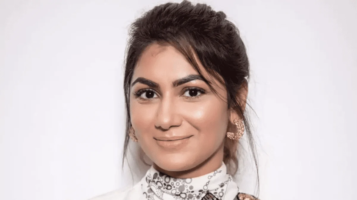 Sriti Jha Biography